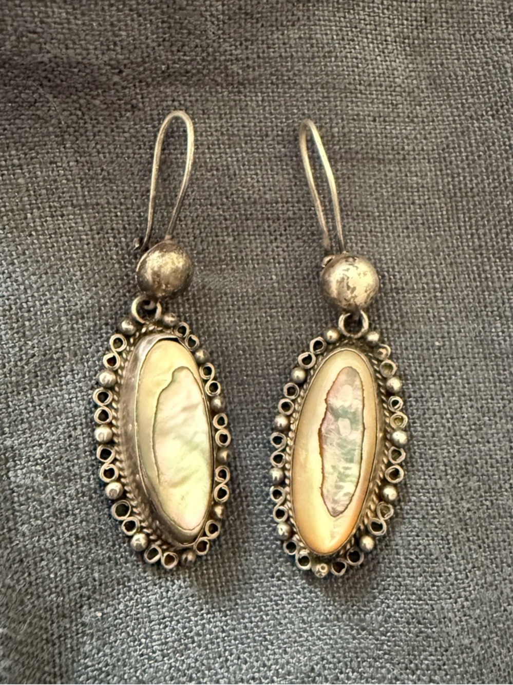 Vintage Signed Art Plata Mexican Sterling Earrings